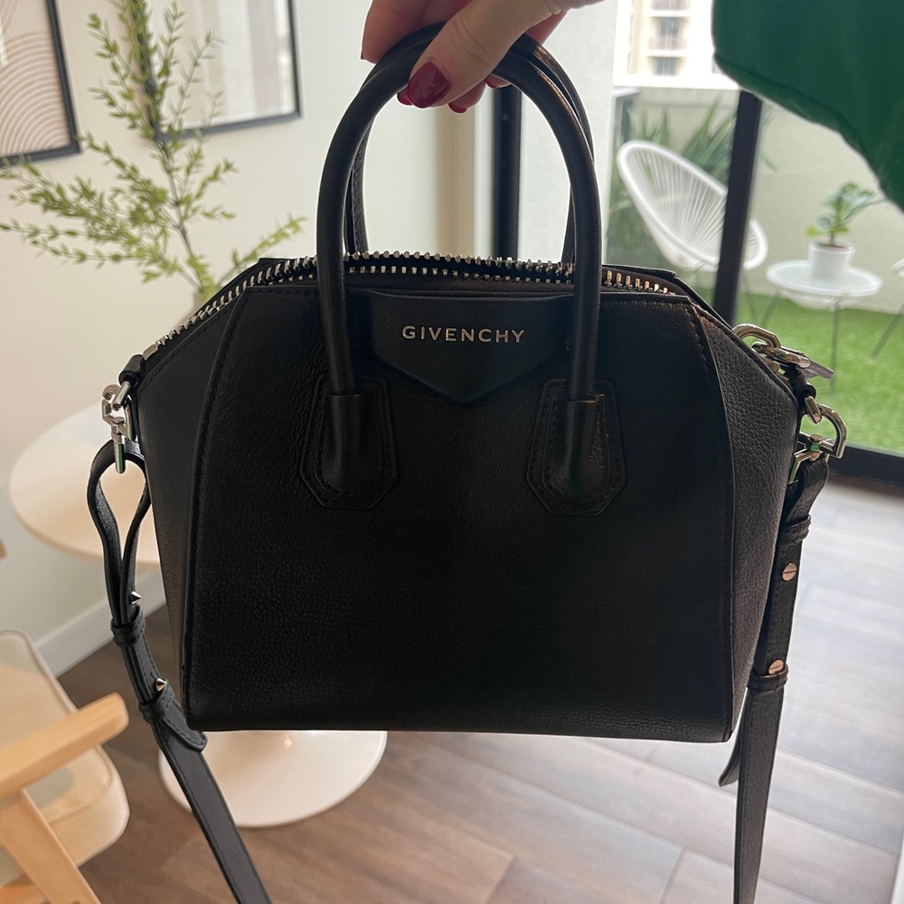 Givenchy mini Antigona bag in box leather